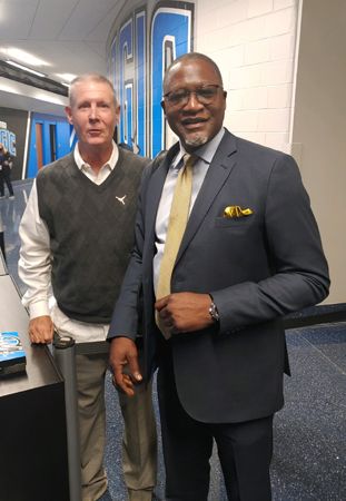 Coach Rick Walrond with Dominique Wilkins