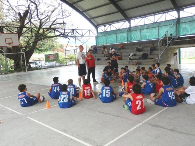 Costa Rica Basketball Foundation camp, 2011