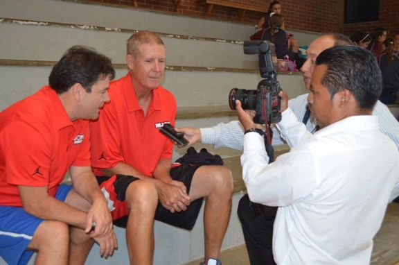 Coach Rick Walrond coaching in Guatemala