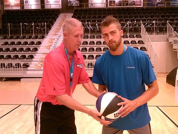Coach Rick Walrond coaching in Sweden